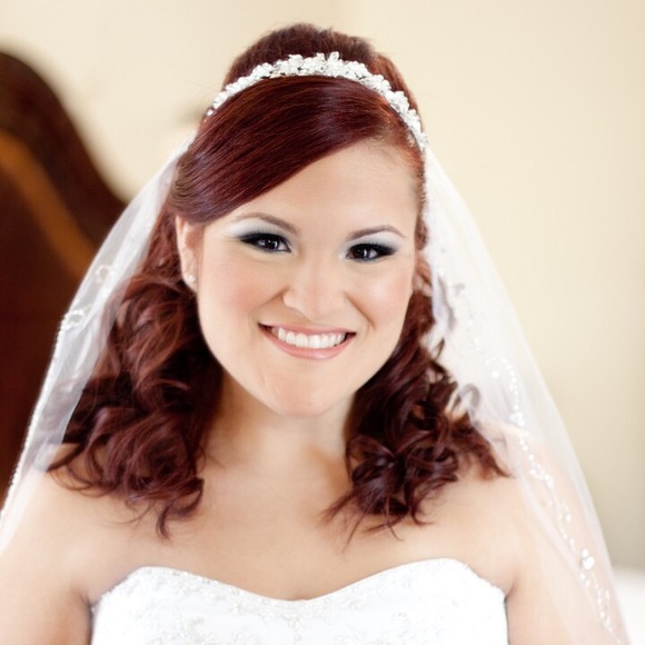 David’s Bridal Rhinestone headband - Picture 3 of 4